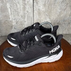 Hoka One One Clifton 9 Women’s Size 9(Wide) Black Athletic Shoes